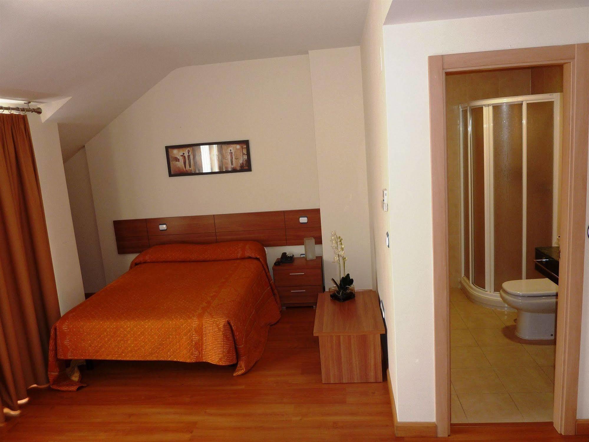 Hostal La Morada La Cistérniga Eksteriør bilde